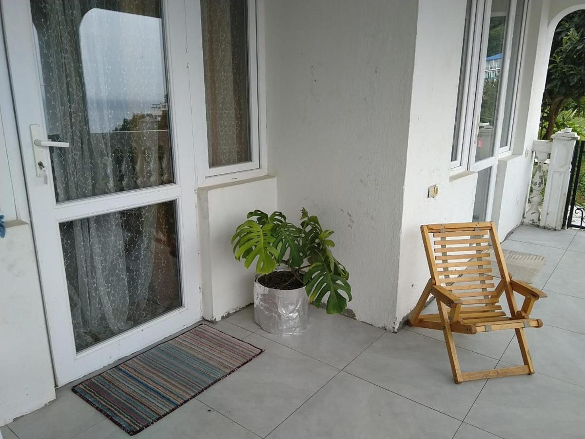 Geno Guest House ควาเรียที ภายนอก รูปภาพ